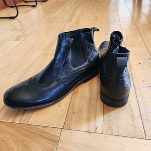 Joe's Black Leather Chelsea Boot Men's Sz 10.5 Never Been Worn No Box